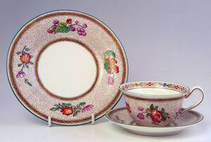 　ウェジウッド　 ＝　豪華金彩　Old Cup&Saucer&Plate　= X8807= 　(1級品)