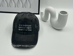 Maison Margiela マルタンマルジェラ　キャップ　帽子　ハット　野球　ゴルフ　男女兼用　数字ロゴ　ワンサイズ　MM6 b53