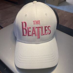 2016 -Apple Corps The Beatles White Pink Baseball Style Cap With Paper Insert 海外 即決