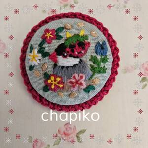 桜文鳥さんと豆まきの刺繍ブローチ　新品　節分　ハンドメイド作品