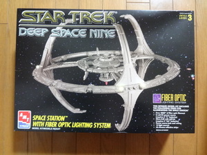 未組立★スタートレック:ディープ・スペース・ナイン スペースステーション FIBER OPTIC LIGHTNING SYSTEM 1/2500 STAR TREK DS9 AMT ERTL