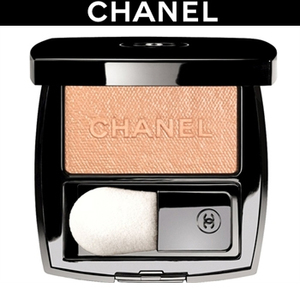 CHANEL★プードゥル ルミエール ナクレ★フェイスパウダー★完売