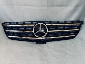 Mercedes-Benz■W166(MLクラス)純正ディストロニックグリル