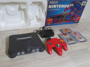 美品! 任天堂 NINTENDO 64 NUS-001 本体 元箱 / コントローラー×1台 / ACアダプター×1個 / ソフト×5本 / まとめ売り 室内保管品 