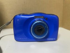 N1048/NIKON COOLPIX S33 割れあり　現状品