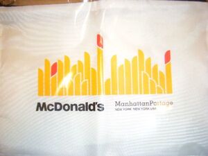 マクドナルド ファスナーポーチ