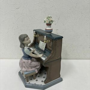 ⑰LLADRO インテリア 雑貨 置物 ピアノのレッスン 5462