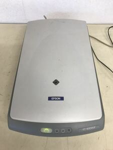 Ｙ 家電１★通電確認済★EPSON　エプソン　フラットベッドスキャナー　GT-8300UF　卓上型　スキャナー　ジャンク　現状