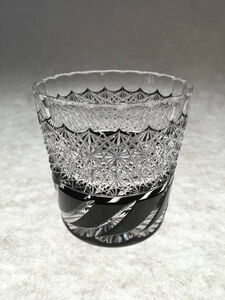 全国送料無料 黒江戸切子ミニロックグラス 伝統工芸品 黒被せガラス 酒グラス ロックグラス（944）