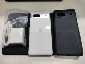 Google Pixel 7a SIMフリー ホワイトカラー オマケつき！！！