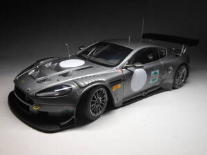 オートアート 1/18 アストン・マーティン DBR9…2005（ケース固定/元箱無し）