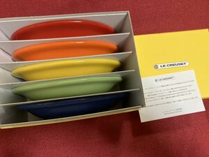 値下げ！ ル・クルーゼ ミニオーバル プレート 小皿 ５枚セット LE CREUSET 赤 青 黄 オレンジ 黄緑 カラフル ポップ 耐熱 食洗機対応 新品