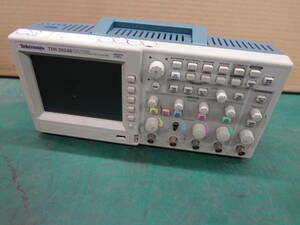 ■Tektronix TDS2024B　デジタルオシロスコープ　OSCILLOSCOPE　テクトロニクス　【4】