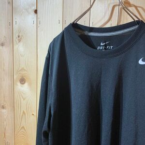 [KWT3223] NIKE 長袖Tシャツ メンズ ブラック L ポス