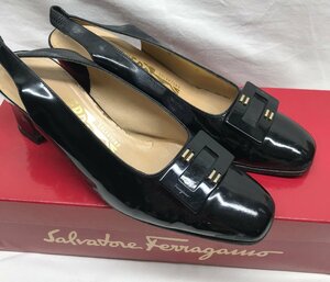 Salvatore Ferragamo サルヴァトーレ フェラガモ パンプス 6 23.5cm ヒール エナメル　シューズ 靴 ファッション　箱布袋あり