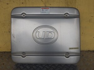 r653-30 ★ 日産 UD トラックス クオン マフラーカバー パネル 粒子抑制装置 DPF カバー CG5ZA 3-15