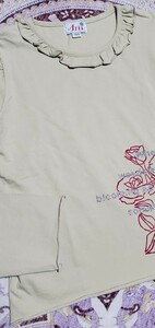 ★130cm★　Tシャツ　長袖　ベージュ　薔薇プリント　中古　汚れなし