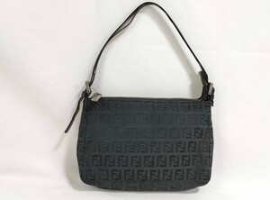 １円スタート【】【超人気】 FENDI　フェンディ　 ハンドバッグ　ズッカ柄　ブラック　 キャンバス