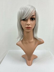 Wigs2you C-001 シルバー 銀 コスプレウィッグ アニメ アイドル風 耐熱コスプレウィッグ★シンプルなミディアムスタイル