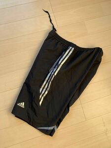 SALE★A adidas ハーフパンツ　ブラック