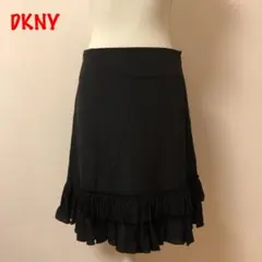 美品　DKNY ブラックフリルスカート