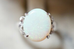 662 天然オパール opal リング 指輪 ヴィンテージ アクセサリー アンティーク 天然石 色石 宝石 カラーストーン 装飾品