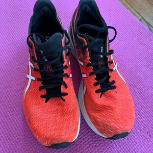 ◆asics アシックス 1012A895 MAGIC SPEED 24.5㎝ オレンジ ランニングシューズ USED品◆サブ3 厚底