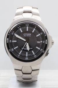 【CITIZEN】ATTESA Eco-Drive RADIO CONTROLLED TITANIUM JAPAN 黒文字盤 中古品時計 訳あり 24.11.20