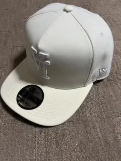 ロサンゼルス　ドジャース　反転逆ロゴ　9FIFTY ベージュホワイト