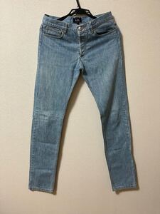 美品 A.P.C.ライトブルーデニム 28 スリムフィット ジーンズ アーペーセー ボトムス　ジーパン デニム パンツ　86cm 85cm メンズ　紳士