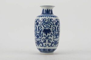 【氷】初だし 中国美術 大清乾隆年製 青花 染付 花弁文瓶 花瓶 飾壷 E454