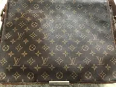 LOUIS VUITTON ルイヴィトン　モノグラム ショルダーバッグ　アベス