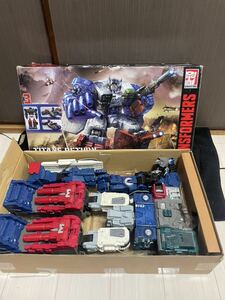 Transformers Titans Return Fortress トランスフォーマー　おもちゃ　MAXIMUS 