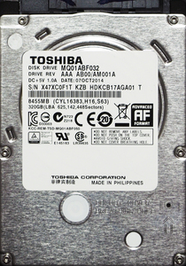 TOSHIBA MQ01ABF032 2.5インチ 7mm SATA600 320GB 64回 17961時間