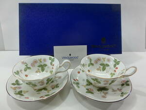 未使用/WEDGWOOD ウェッジウッド ボーンチャイナ/旧刻印.壺◆ワイルドストロベリー◆カップ&ソーサー ペア/２客セット/箱付き