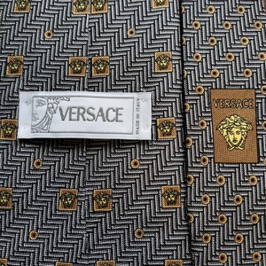 VERSACE （ヴェルサーチェ）ヴェルサーチグレーメデューサロゴドットネクタイ