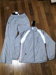 新品未使用 adidas ウインドブレーカー上下 レディース