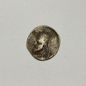 Y1075 古代ギリシア 銀貨 直径約18.03mm 重量約2.7g