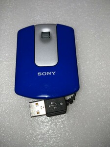 ビンテージ SONY SMU-M10 （L） 光学式USBモバイルマウス ブルー。2005/10/21発売