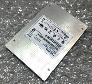 【中古パーツ】2.5 SATA SSD 1台　正常 TOSHIBA THNSNJ060GCSU 60GB 使用時間33042H ■SSD6040