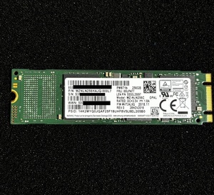 SAMSUNG SSD PM871b 256GB MZ-NLN256C NGFF M.2 2280 ((動作品・4枚限定！))