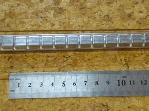 ■水晶発振器クリスタルオシレータ12MHz3つ■追加可■