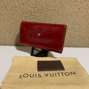 LOUIS VUITTON ルイヴィトン ポルトフォイユ サラ　モノグラム　 ヴェルニ　長財布