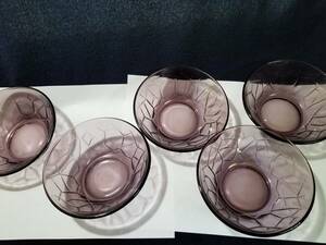 【NEW】昭和レトロ　薄紫色　ガラス小鉢　5ヶ一括　上部直径12センチ、高さ5センチ程度