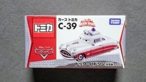 カーズ トミカ C-39 ドック・ハドソン (救急車タイプ）ディズニー ピクサー