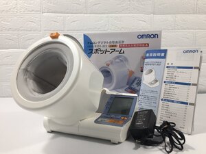 OMRON　オムロン　デジタル自動血圧計　HEM-8101ーJE3　動作チェック済　OS1.049