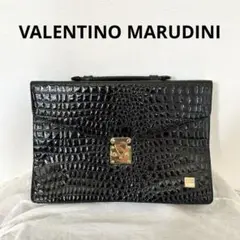 VALENTINO MARUDINI マリオバレンチノ バッグ  エナメル　黒