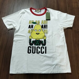 グッチ（GUCCI）梨、ナシ、ビックロゴTシャツ新品　未使用　タグ付きサイズM