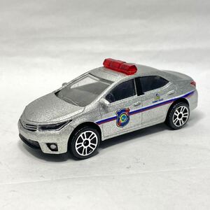 マジョレット トヨタ カローラ アルティス パトカー タイ警察