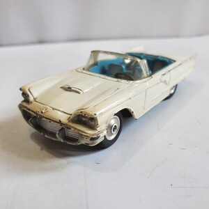 CORGI TOYS コーギートイズ 1/43「FORD THUNDERBIRD open model」フォード サンダーバード オープン 白 イギリス製 中古 キズ汚れ有り 567